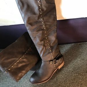 Justfab 7.5 brown over the knee boot never worn